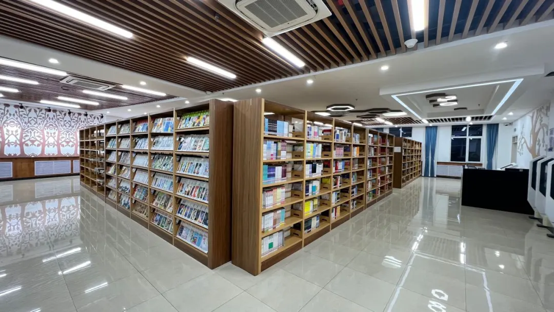 来啦！西大寒假书单