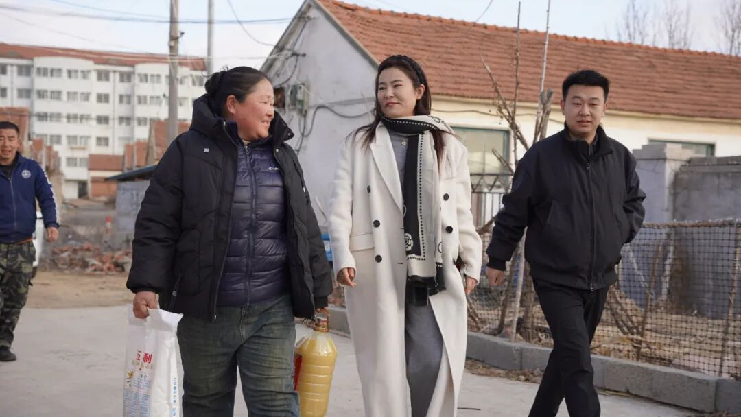 我校开展2026年新春学生走访慰问活动