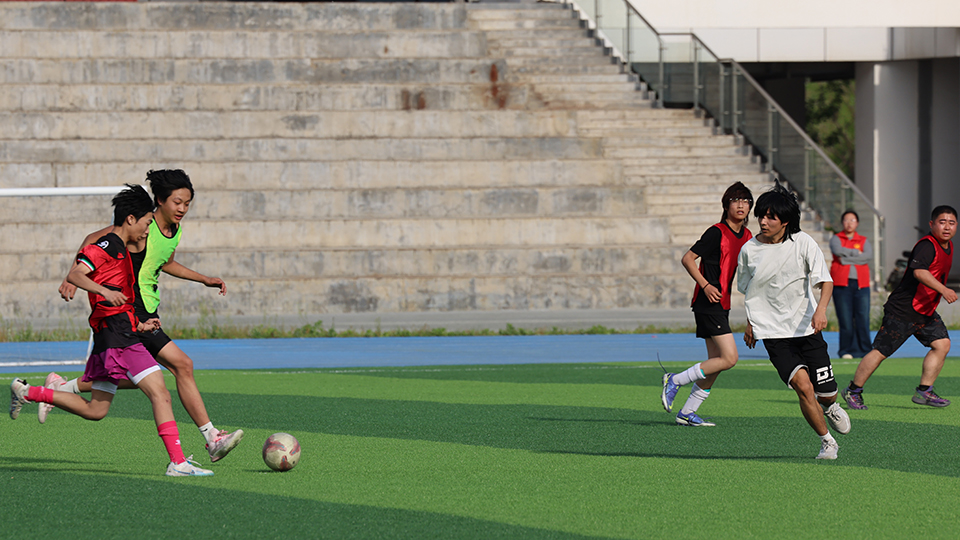 绿茵逐梦 不负韶华丨我校校园足球赛圆满落幕